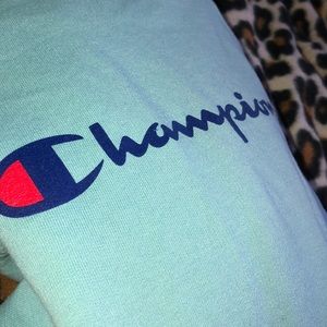 Women’s Blue Champion Hoodie M